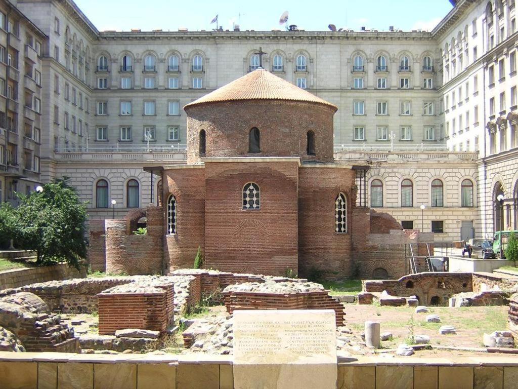 Top Center Apartment 4 София Экстерьер фото